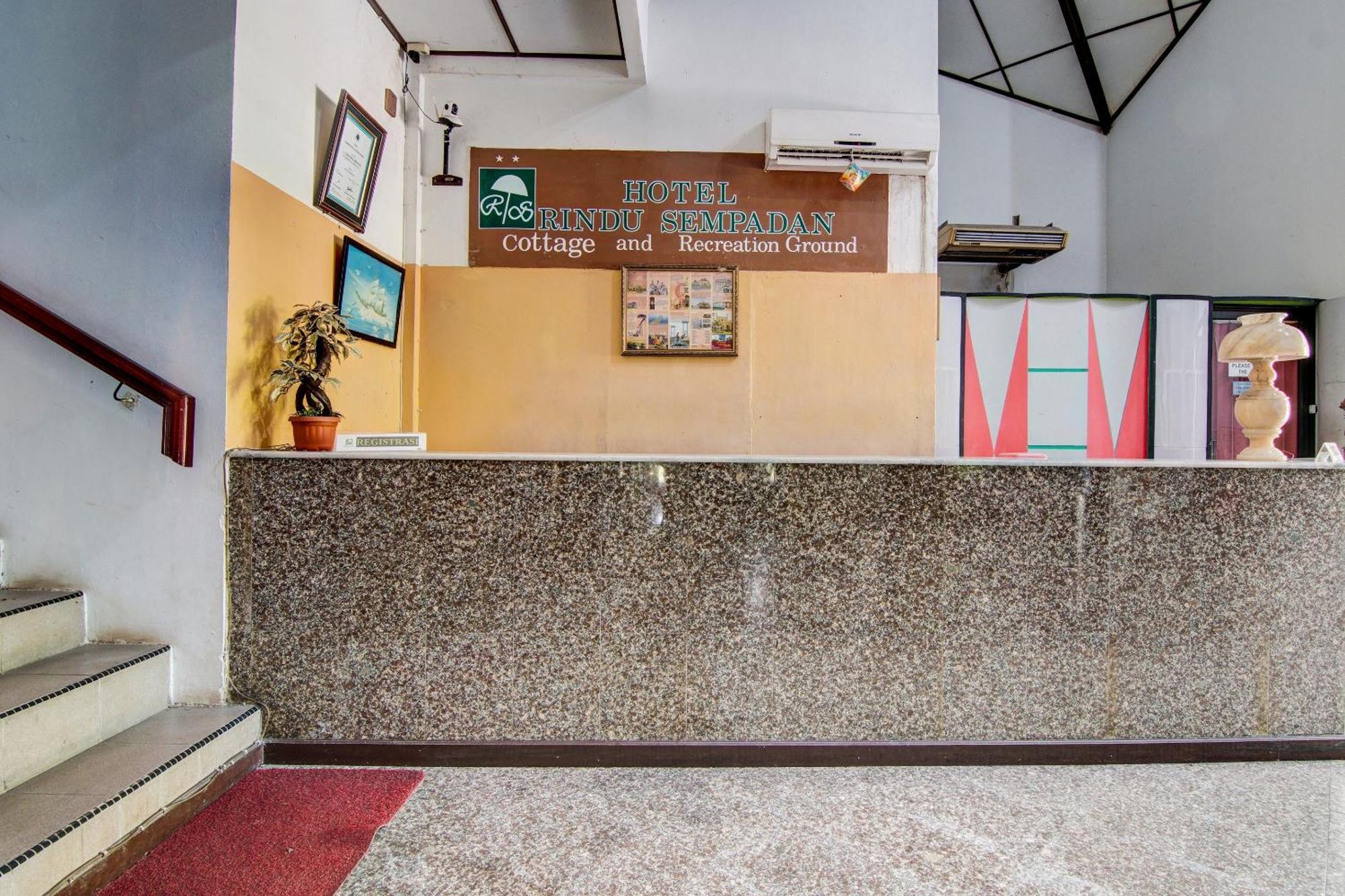 Oyo 92330 Hotel Rindu Sempadan Near Taman Wisata Rindu Sempadan Pekanbaru Dış mekan fotoğraf